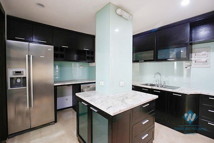 Beautiful three bedrooms apartment for rent in P building, Ciputra, Tay Ho, Ha Noi
